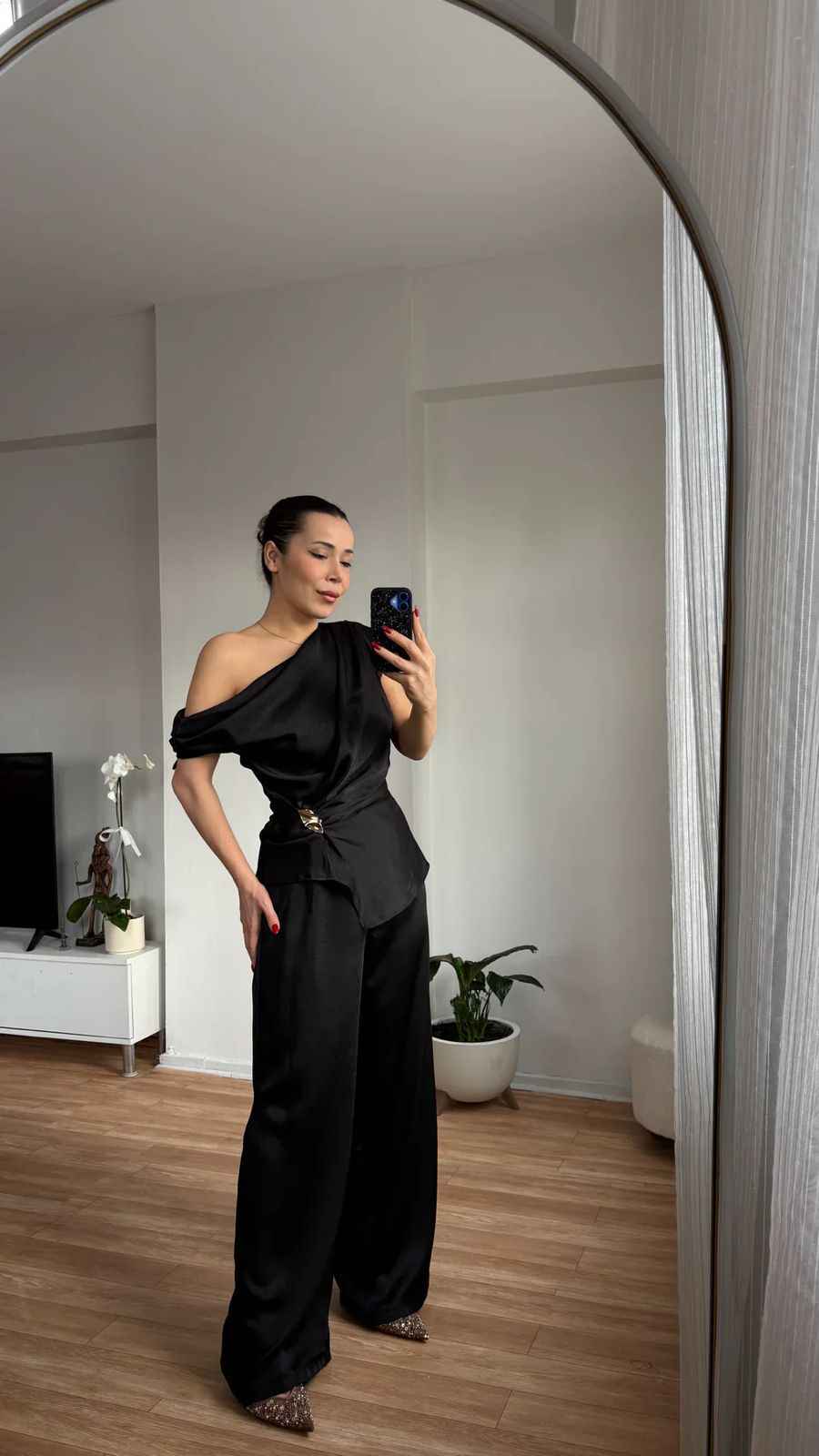 Chic Noir Ensemble