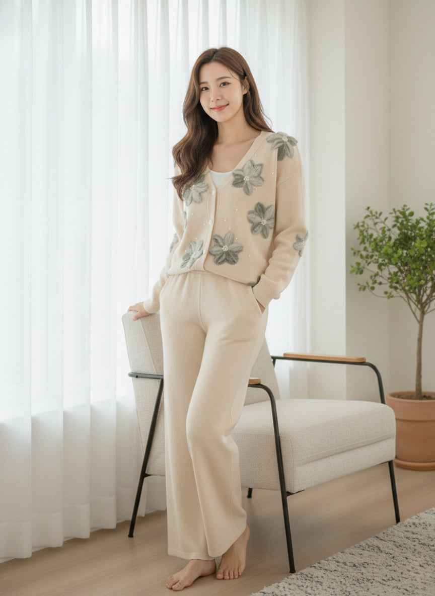 Imported 3D Flower Co-ord Set | Women's Luxury 2-Piece Knitwear